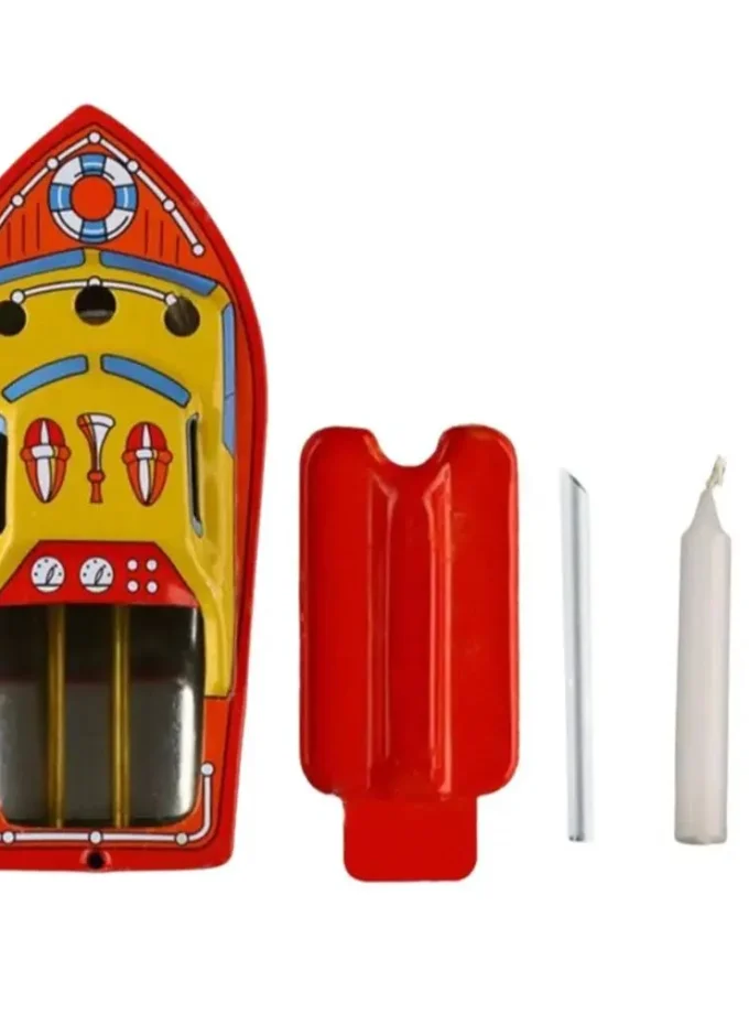 bateau jouet coloré